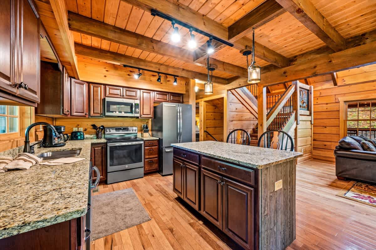 Oakmont Lodge | Photo 18