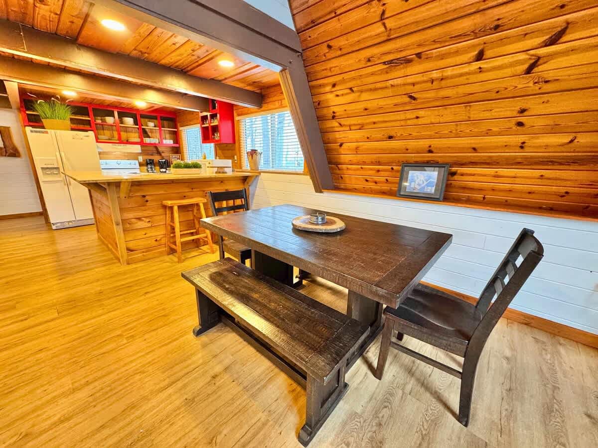 Ski Bear Chalet 9