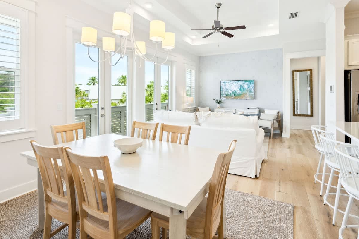 Open concept floorpan perfect for entertaining.