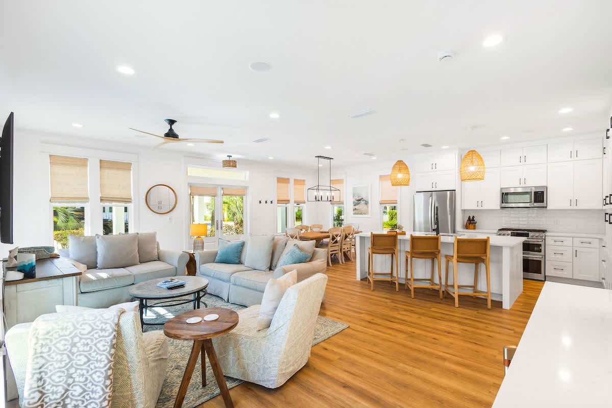 Open concept living area with plenty of space for all!