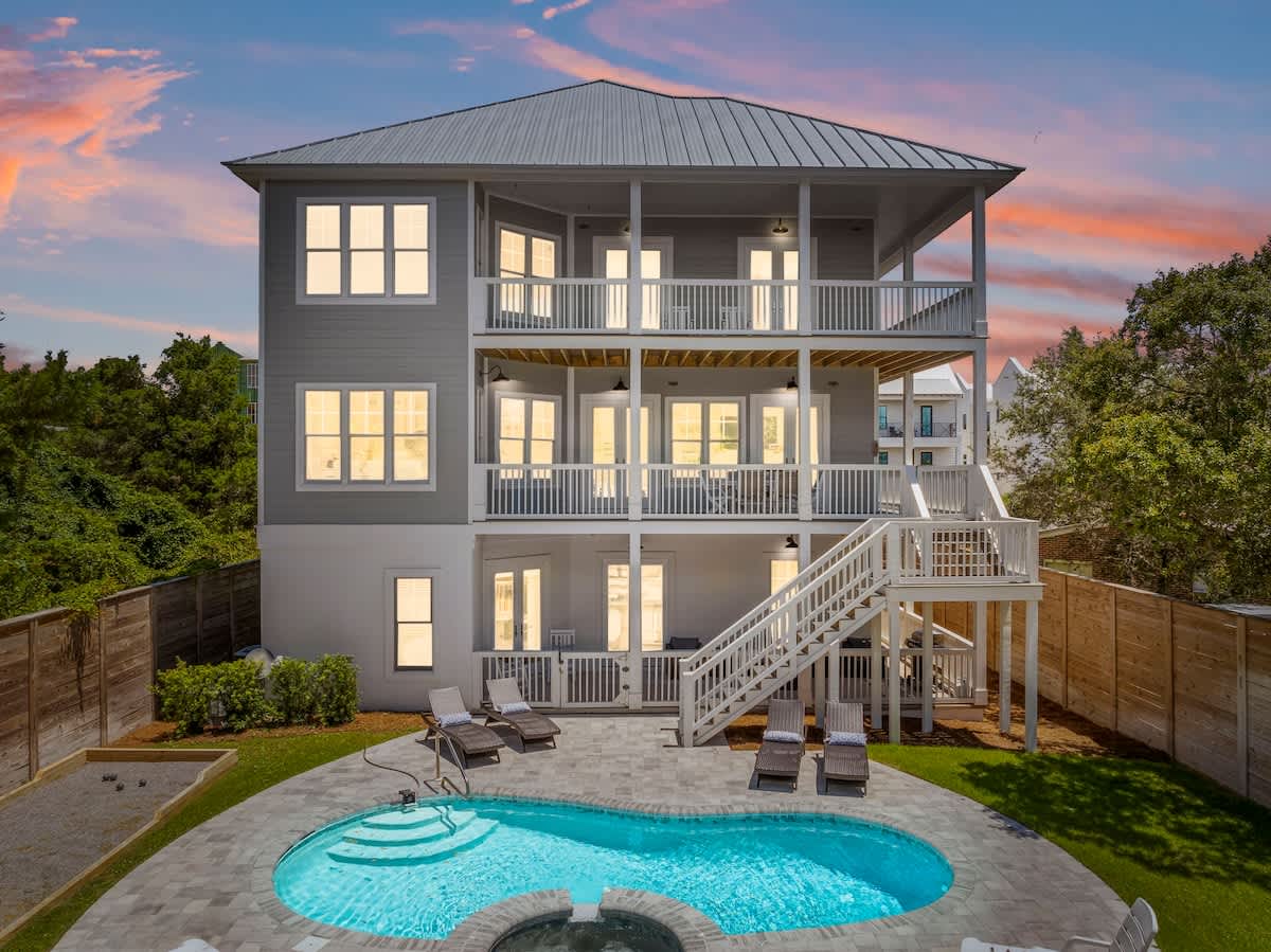 Welcome to 'Paradiso Del Mare' by Stay on 30a!