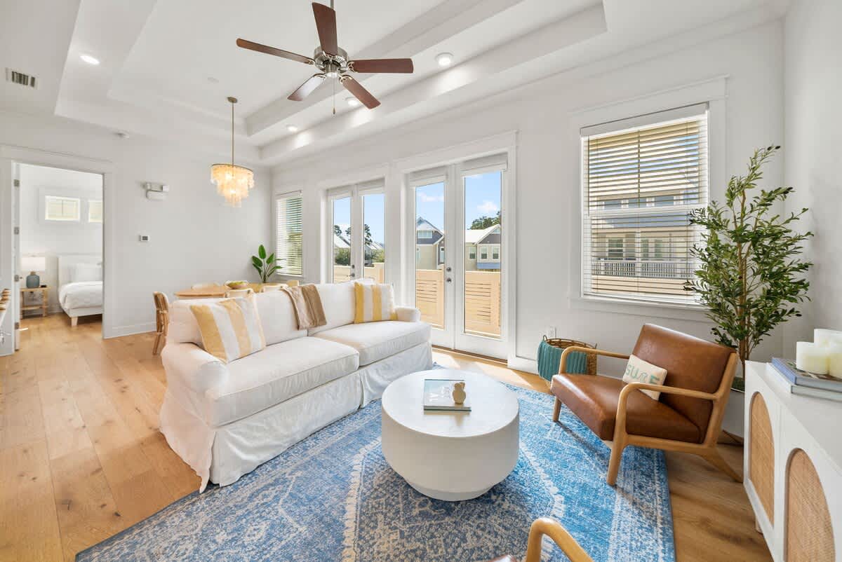 Open concept floorpan perfect for entertaining.