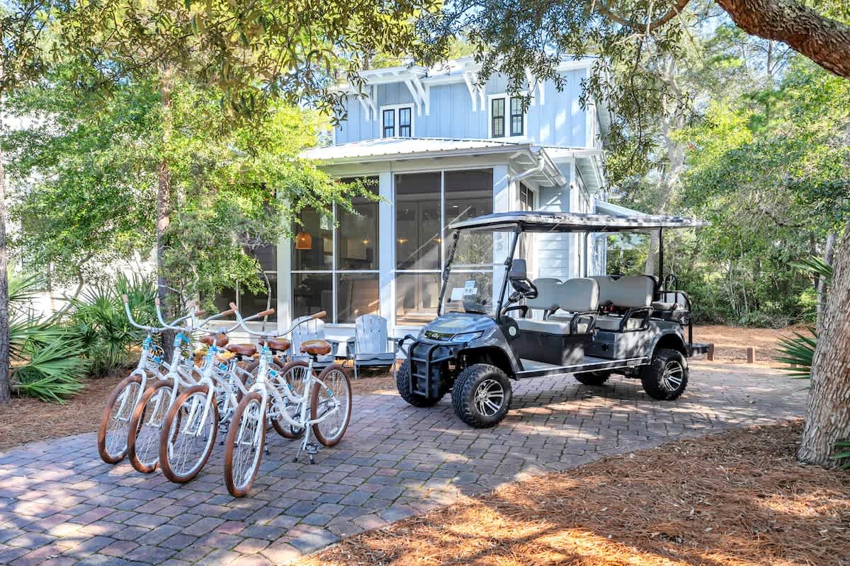 Welcome to Blue Daze by Stay on 30a!
