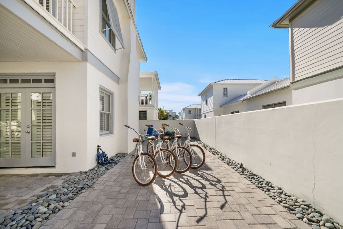 Home includes 4 adult bikes.