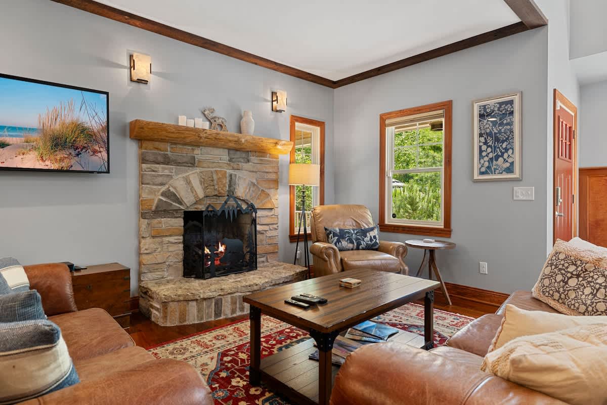 Gather by the fire for a warm re-cap of the day’s adventures.