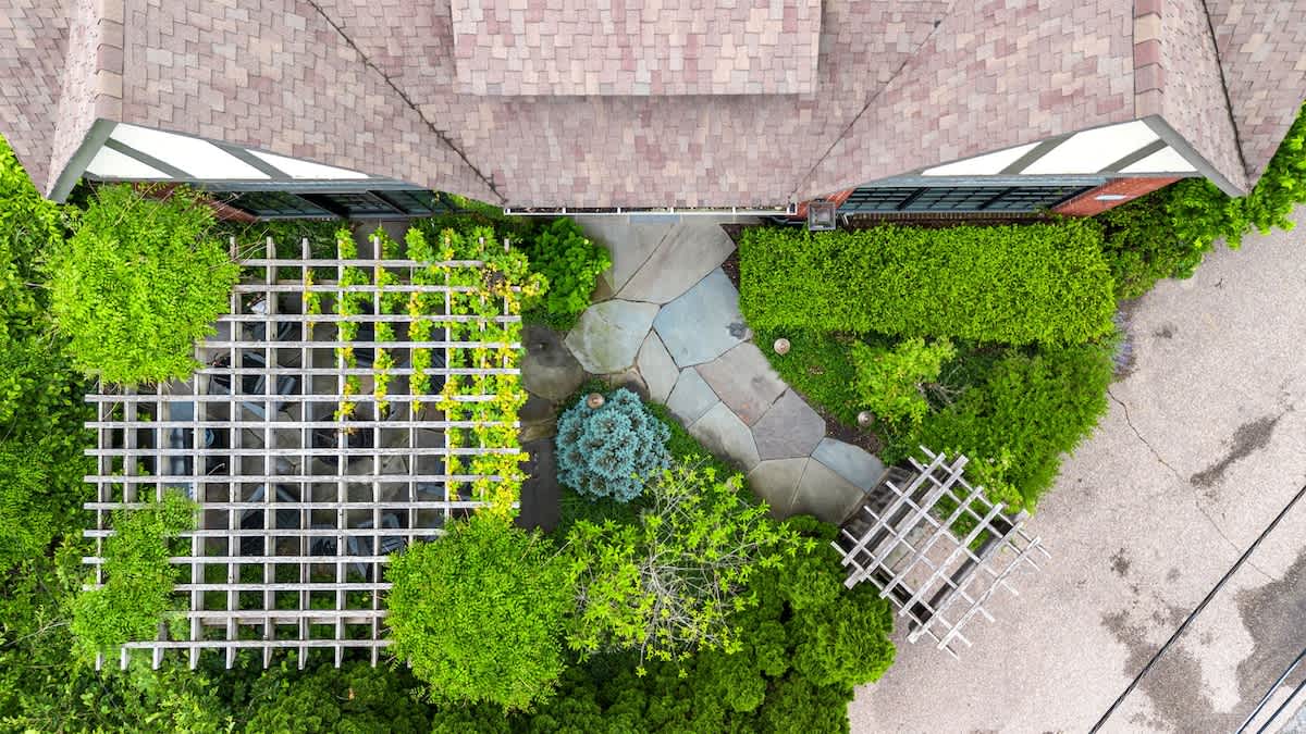 Bird's-eye view of Black Door Bungalow - A rich, sumptuous vacay is available. Here. Now.