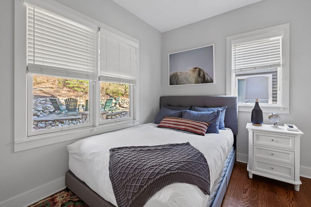 Bedroom 3 is on the lower level & has a queen-size bed.