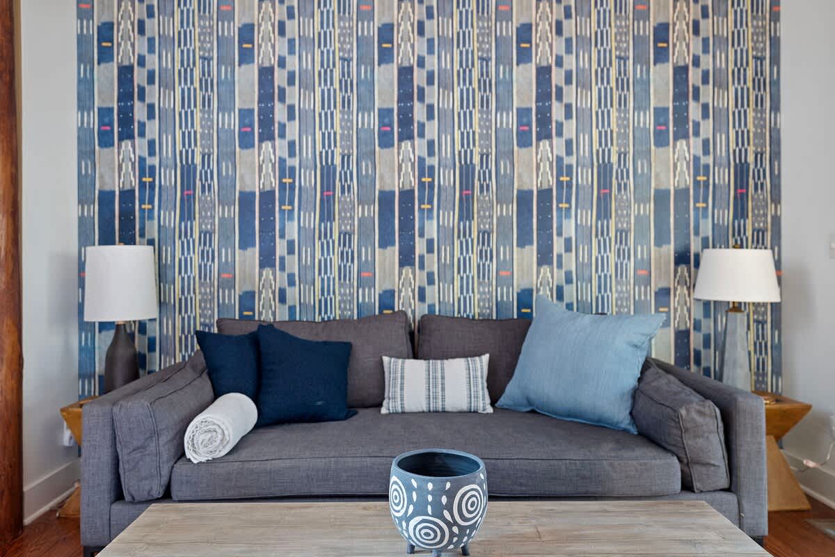 Accessorizing with tasteful Southwestern design and art? You betcha'.