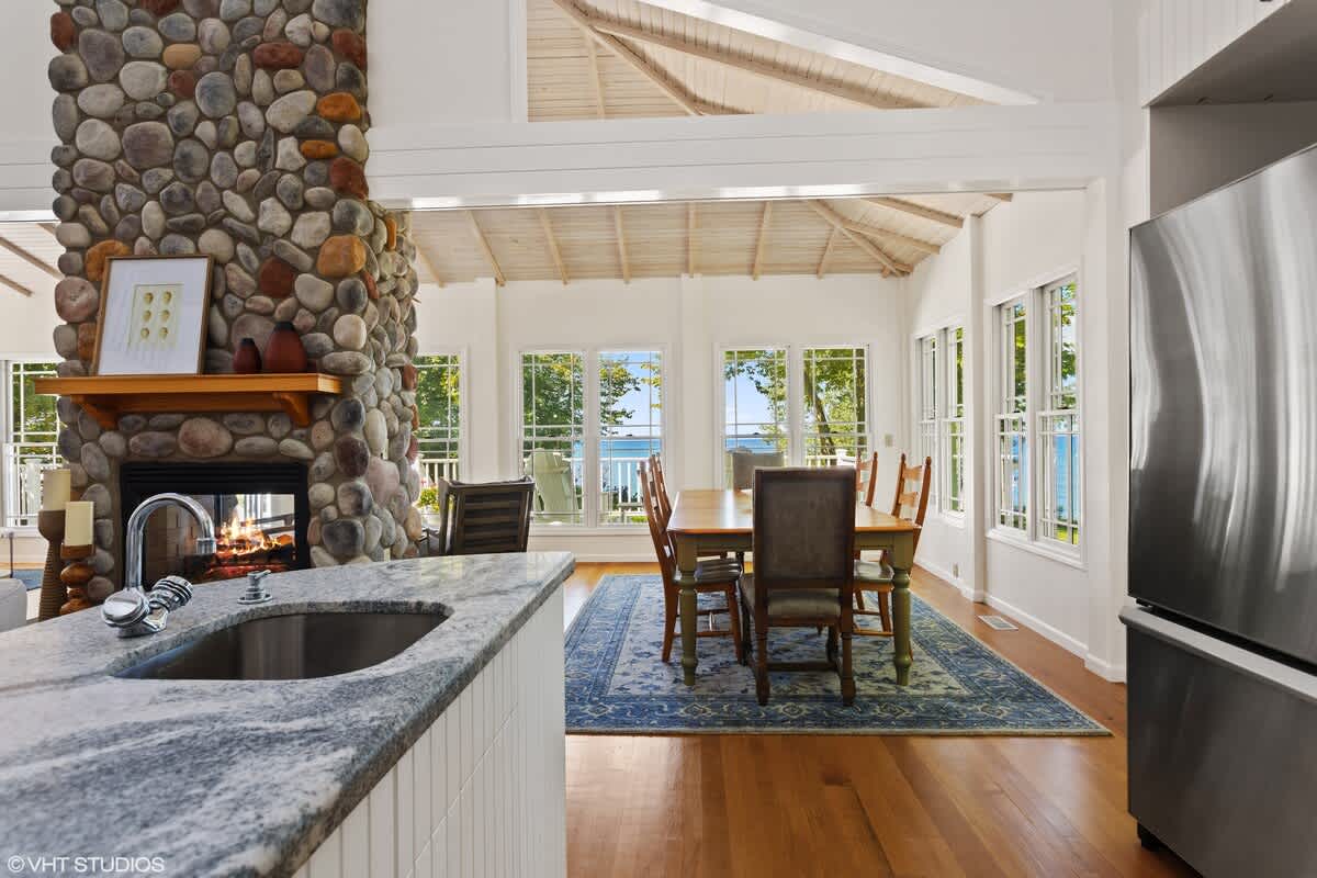 Serving and socializing is easy with open sight-lines throughout the main living area.