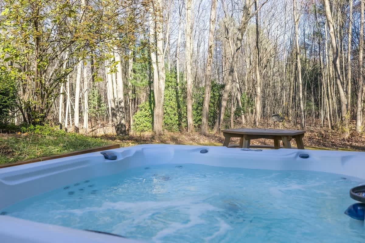 Sit back in the hot tub and enjoy quiet moments in nature.