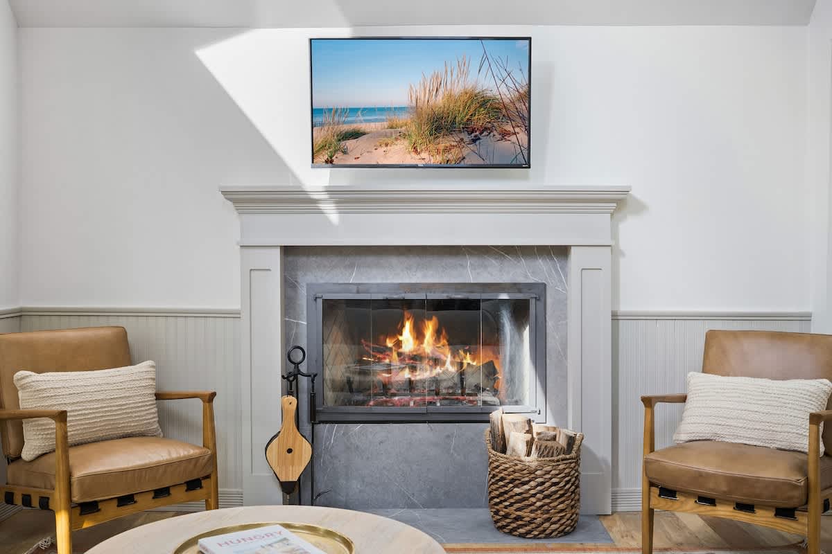 Our gas fireplace is a delight on cool evenings.