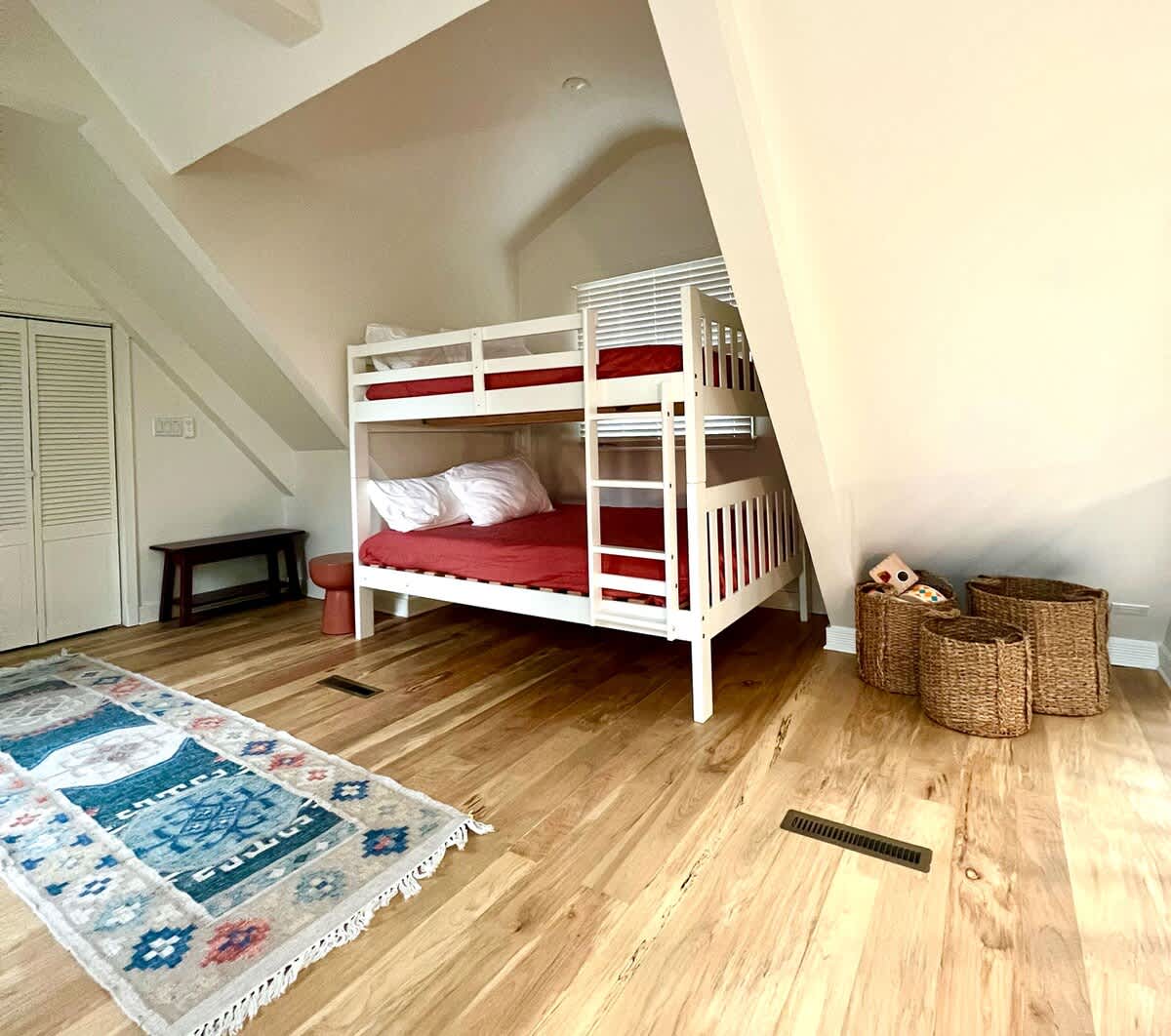 Bedroom 4 is on the upper level & has full-size bunkbed.