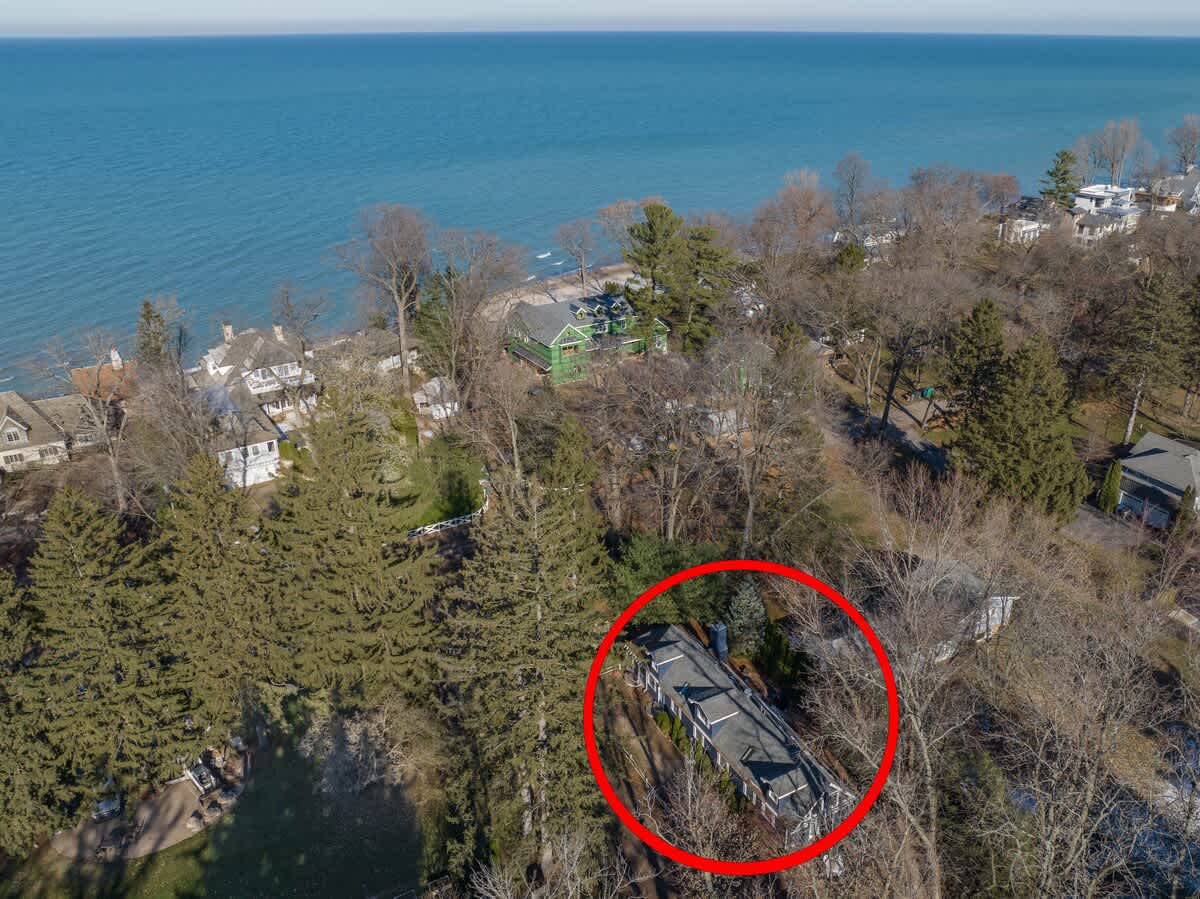 The Songbird is 1 block from a private Lake MI beach.