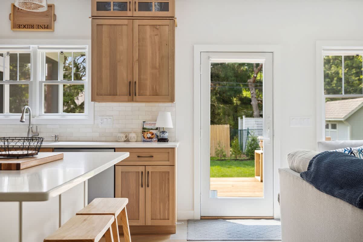 Serve your favorite meals in this fully equipped kitchen.