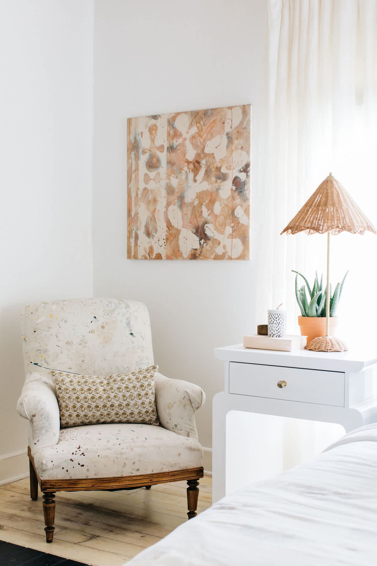 Grab a book, curl up, and enjoy a quiet respite from the group.