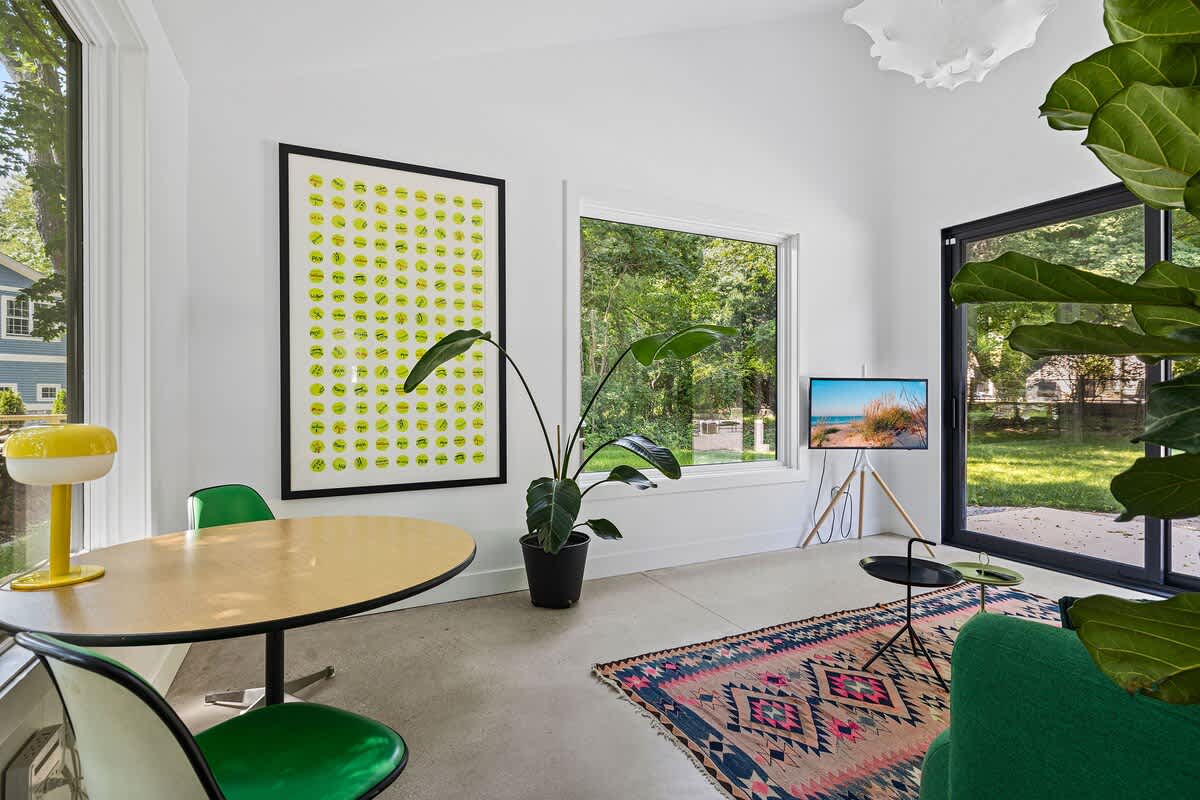 Owlwood's separate sitting room is ideal for work or getting away from the group.