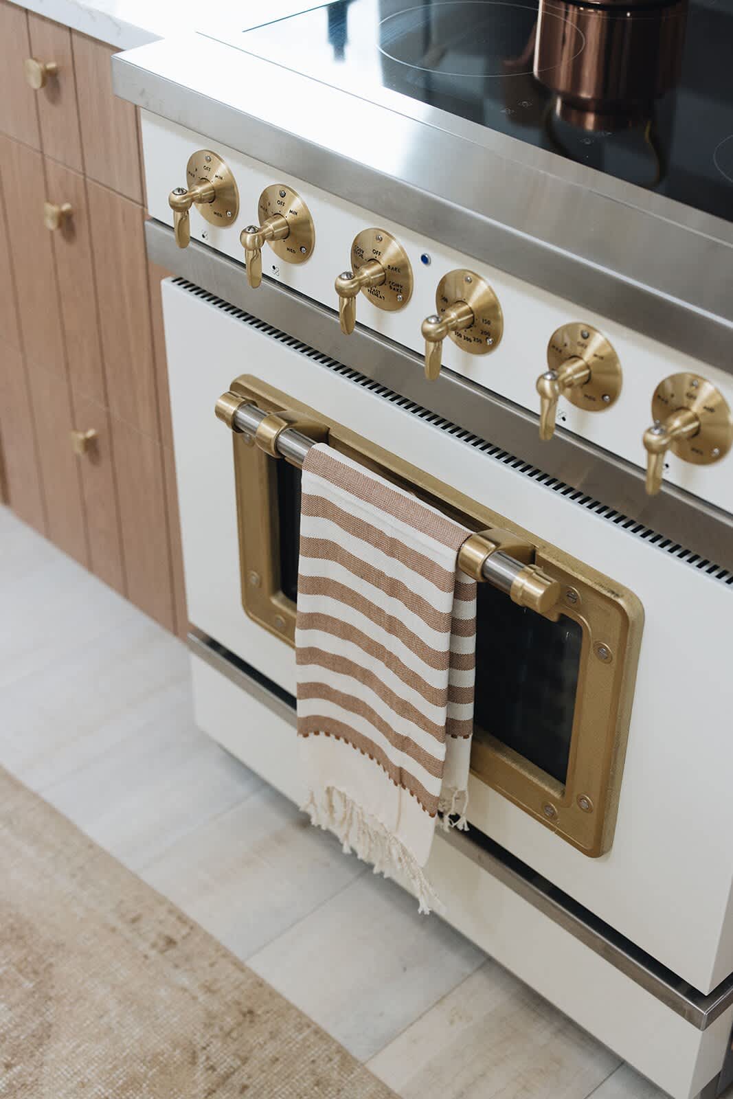 The most frequent Guest comment we get about this primo stove-oven combo - Wow!