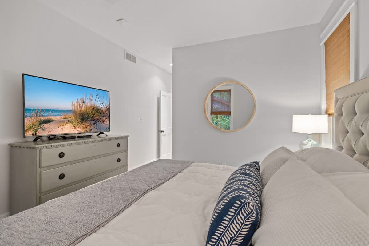 Recharge and rest well in our roomy king-size bed.