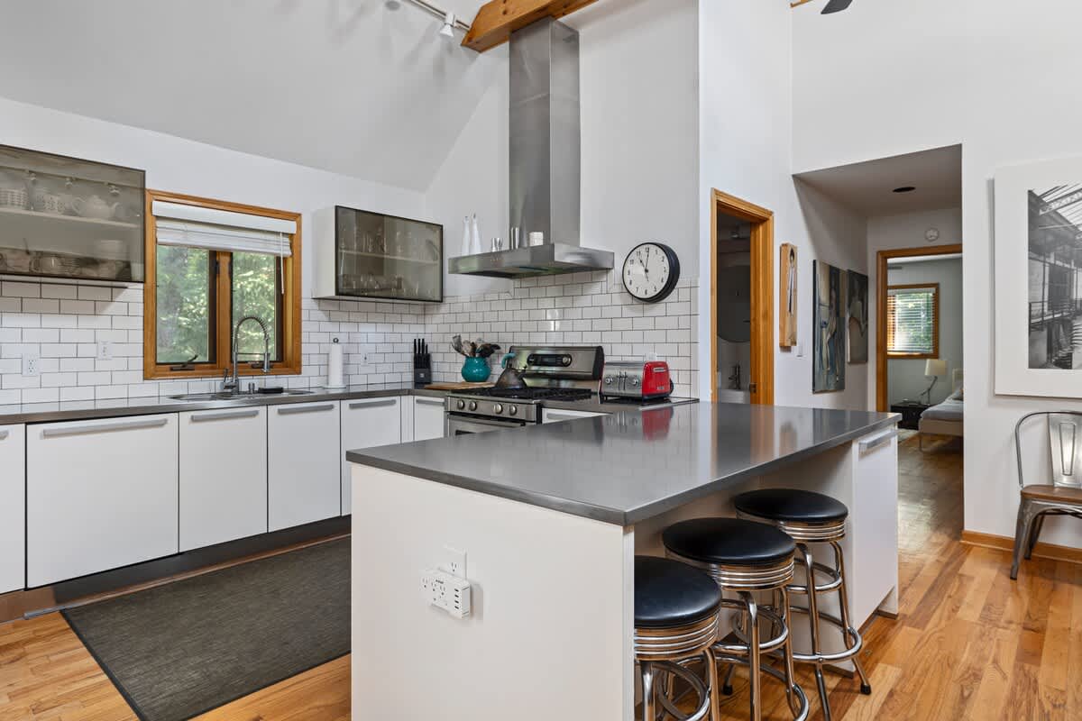 Casual breakfast, family dinner, or special occasion, our kitchen has it covered.