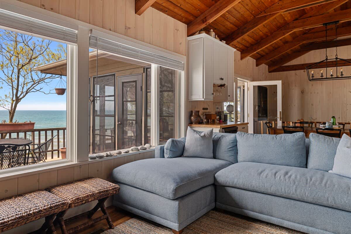 The spacious feel and magnificent views add special sauce to this living room.