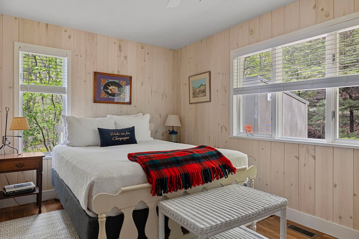 Bedroom 3 is on the main level & has a queen-size bed.