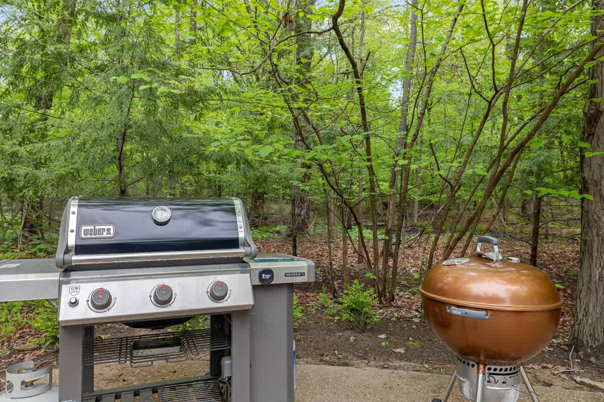 For when you and your guests want a barbecue feast, we say step right up!