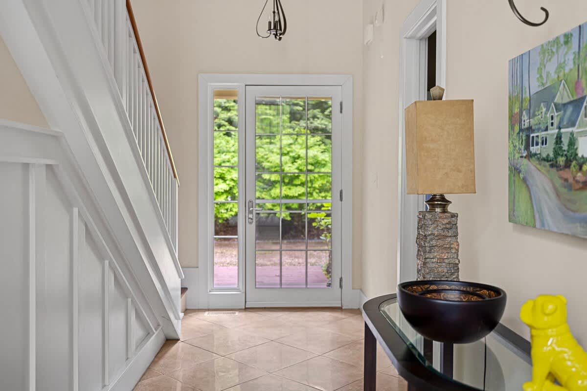 Elegant decor + wonderfully designed space greet you as you + your guests enter.