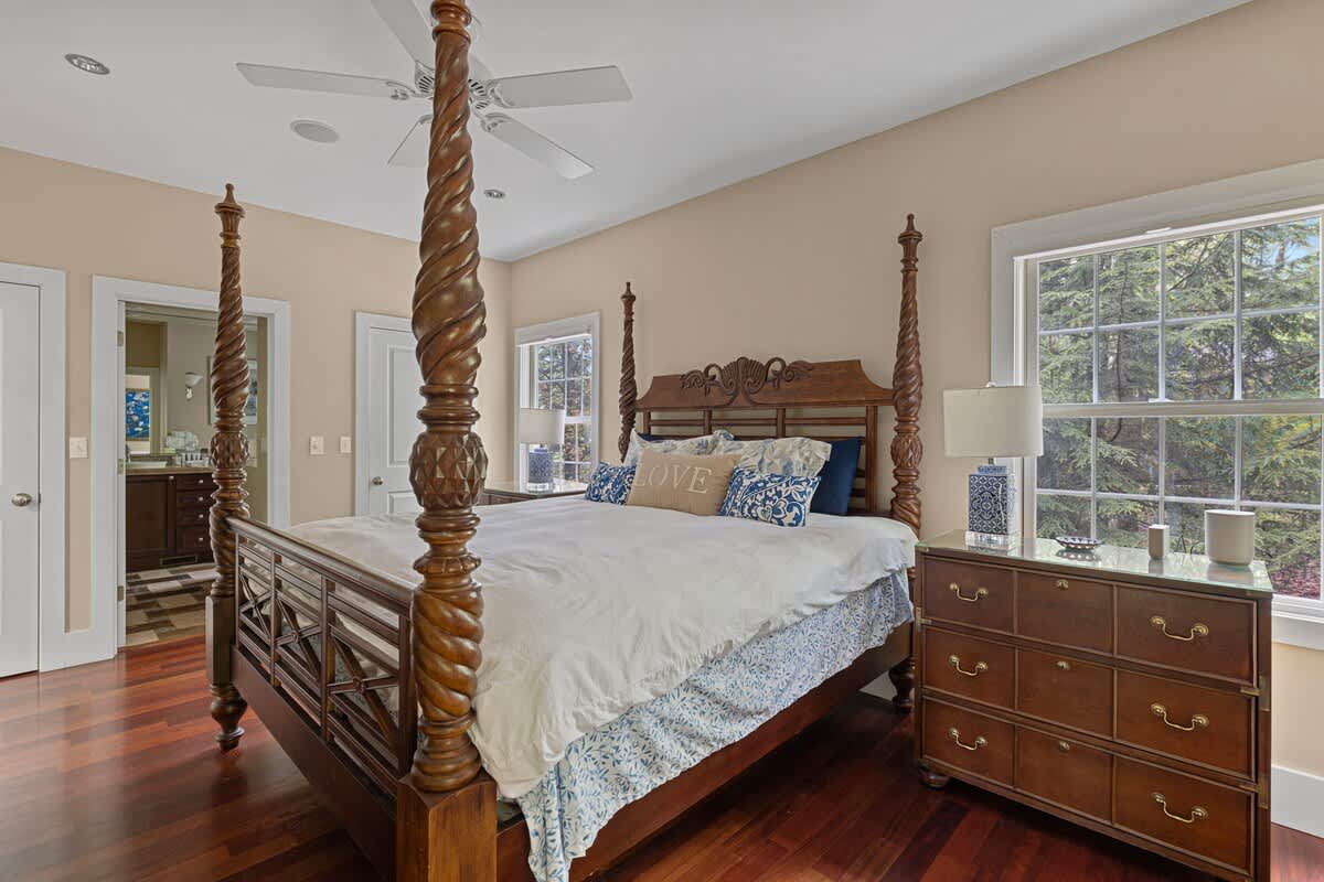 Master Bedroom has chic Ensuite bathroom & access to screened porch.