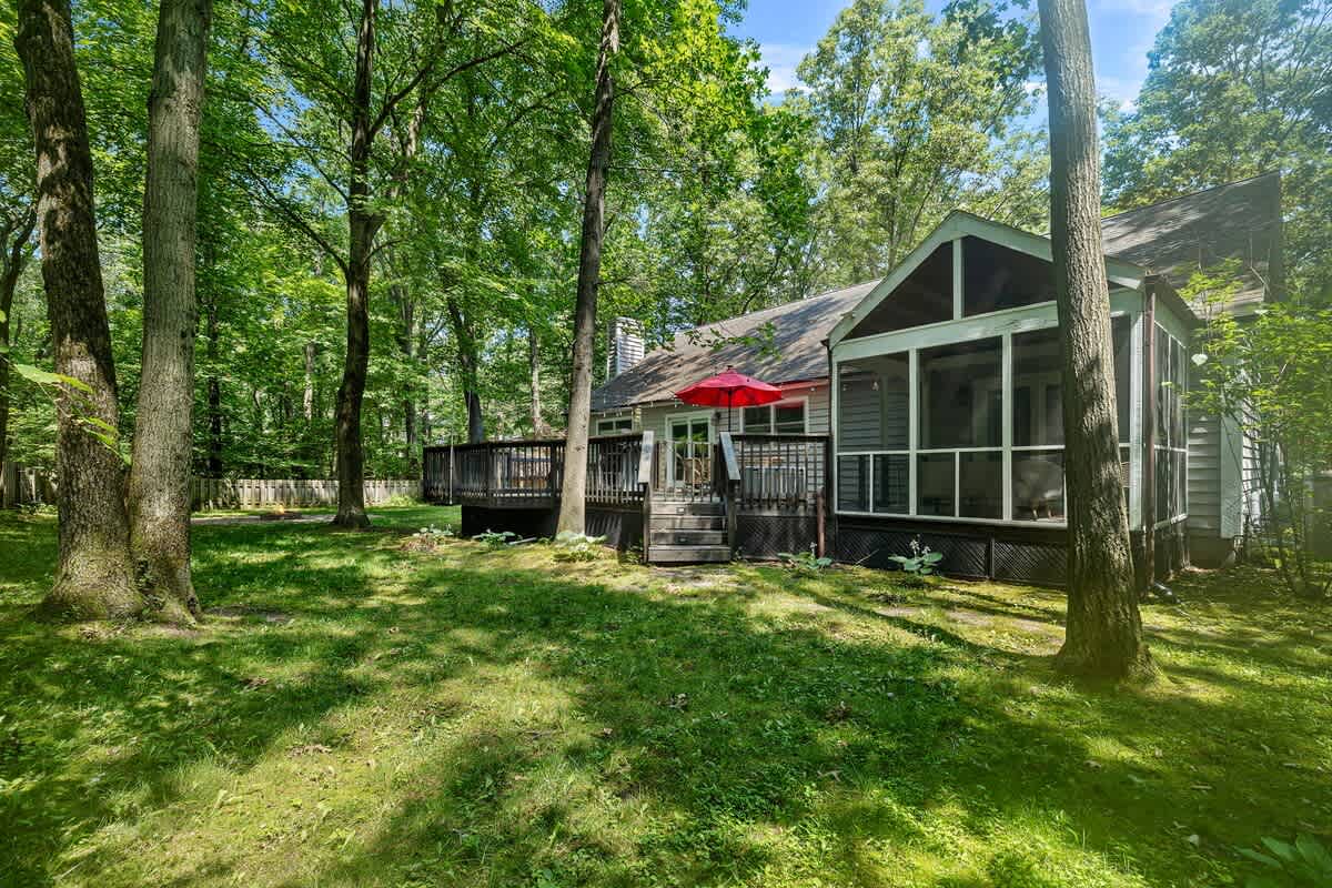 This charming woodland retreat is the perfect place to unwind.