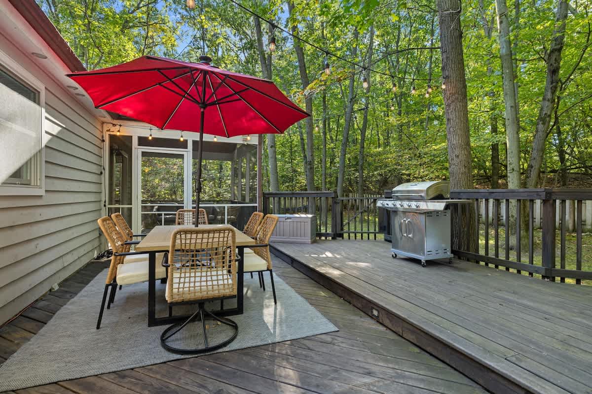 The perfect spot for morning coffee and evening BBQs.