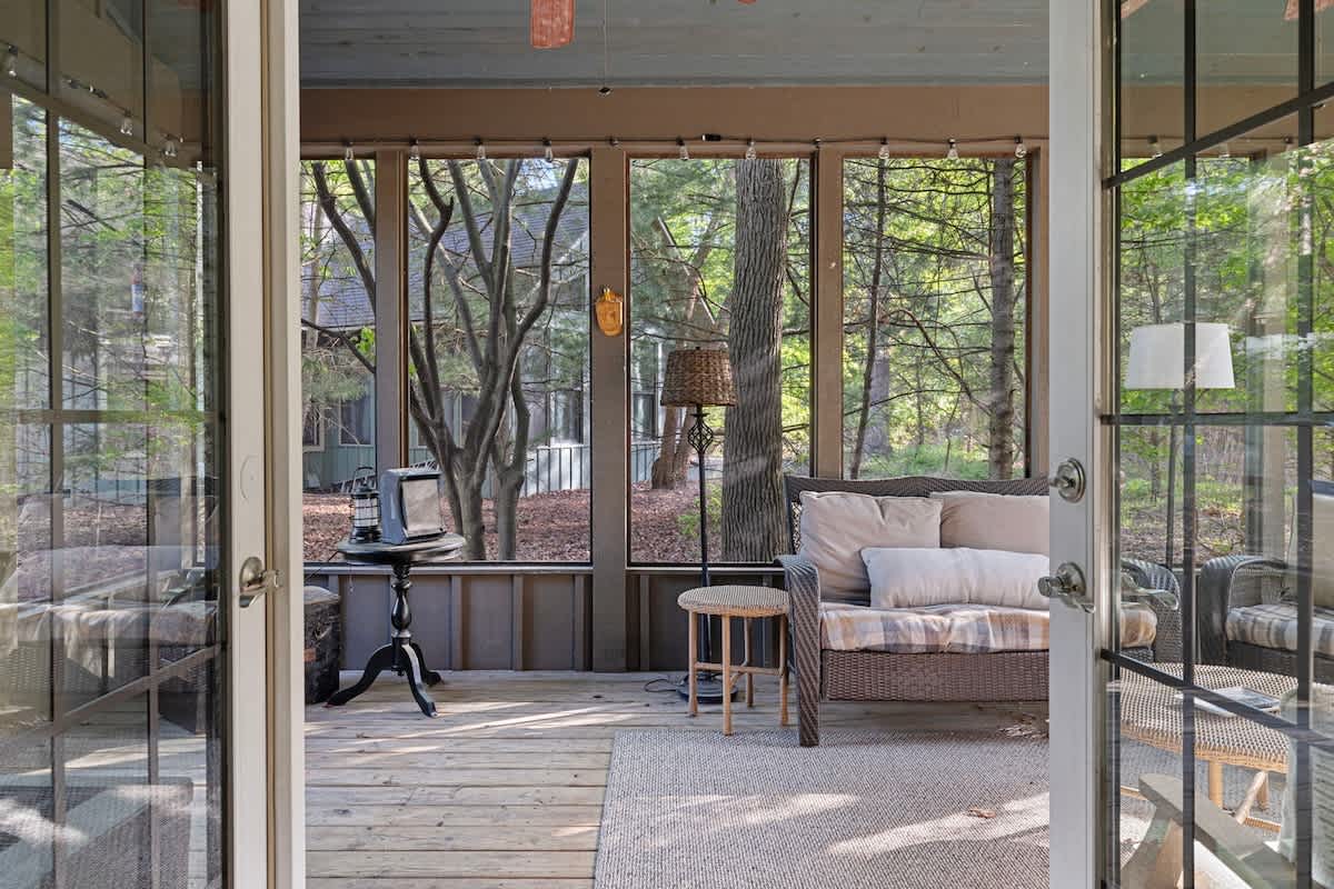 A laid-back 3 Season Room, when you or your guests want to relax, read, reflect.