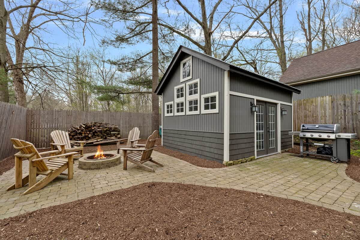 Anytime you're wanting to REALLY relax, grab a drink and sit around the firepit.