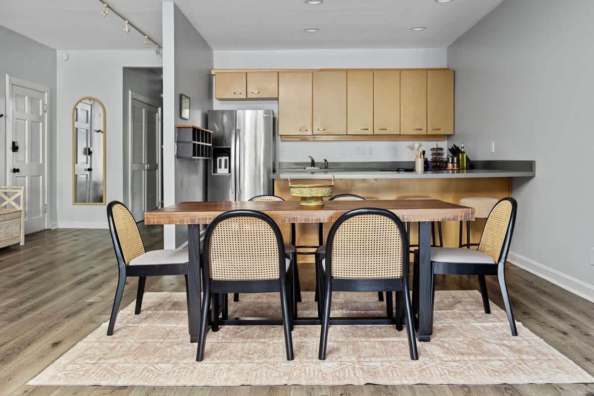 Where meals are shared and memories are made. Loving this cozy dining nook that brings everyone together.