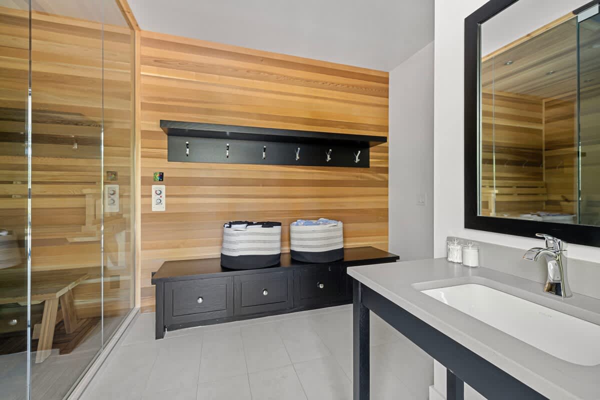 Embracing the warmth of nature in this stunning sauna oasis!