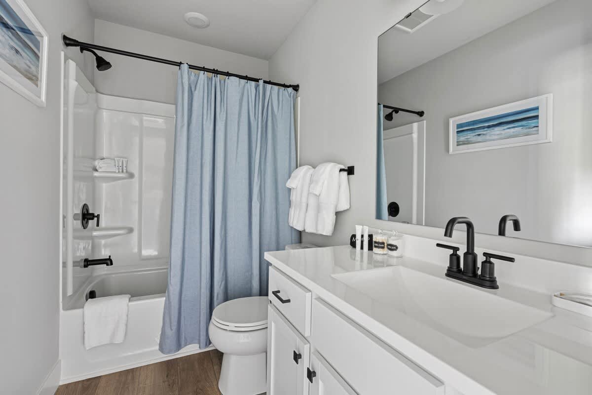 Bright, clean, and ready to pamper you. Welcome to your personal retreat.