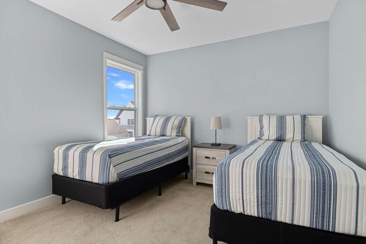 Bedroom 4 is on the upper level & has 2 twin-size beds.