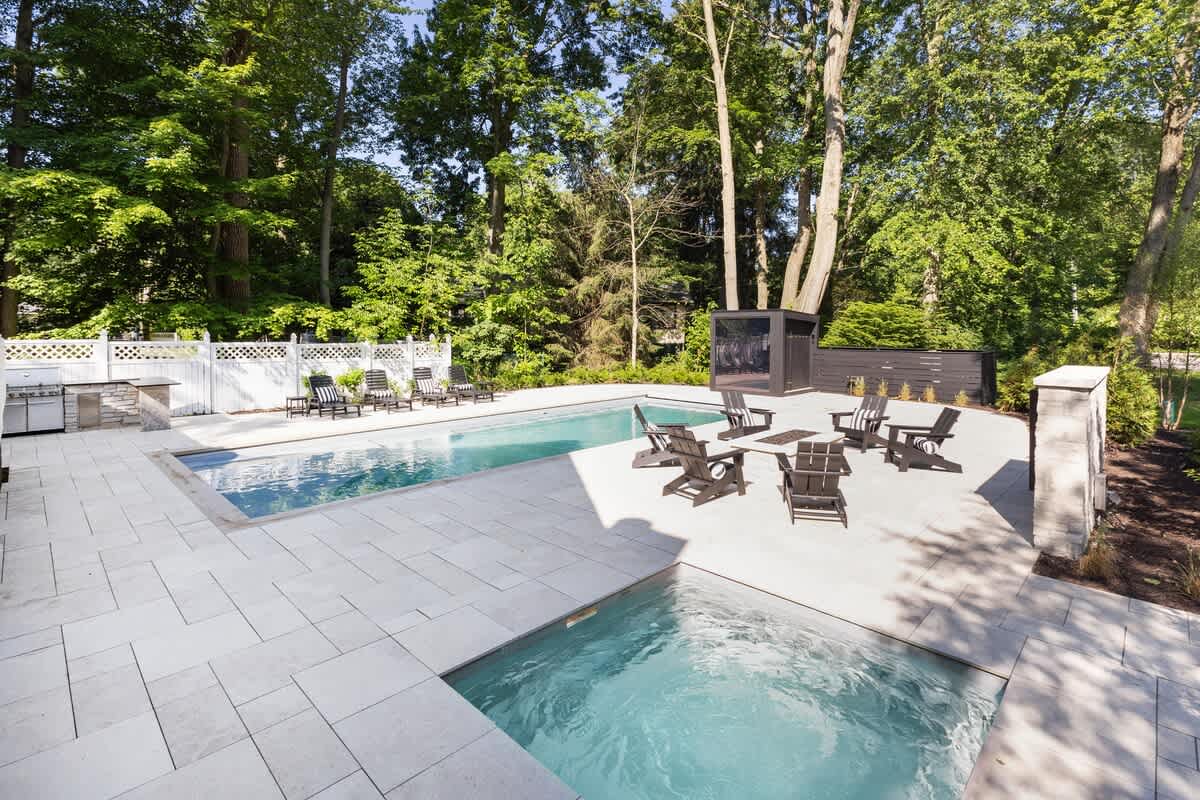 Ultimate outdoor living—pool, spa, fire pit, repeat.