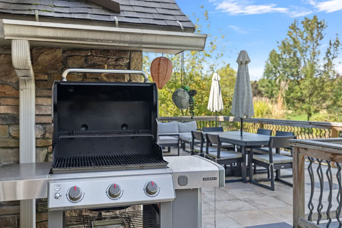 Step up to the grill—who’s ready for some flame-kissed goodness?