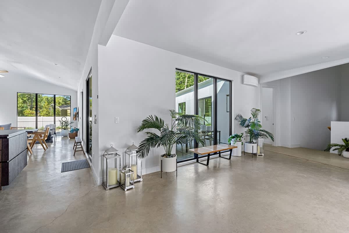 From the living room to the patio—this house has more flow than your favorite playlist.