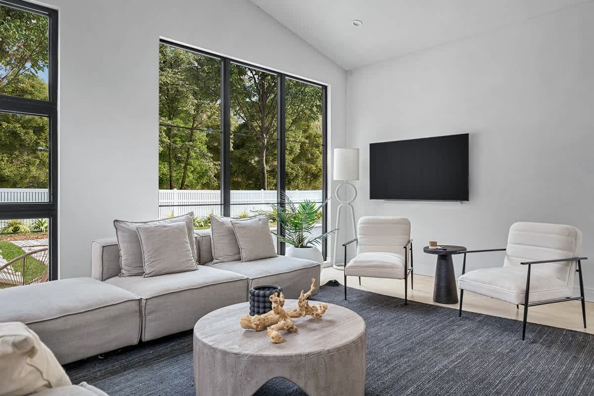 Spacious, stylish, and perfect for binge-watching marathons. Who’s got the remote?