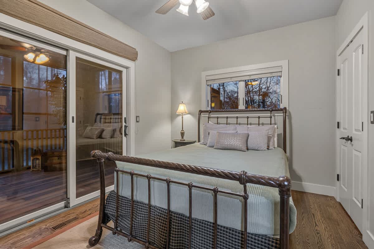 Bedroom 3 is on the upper level & has a queen-size bed.