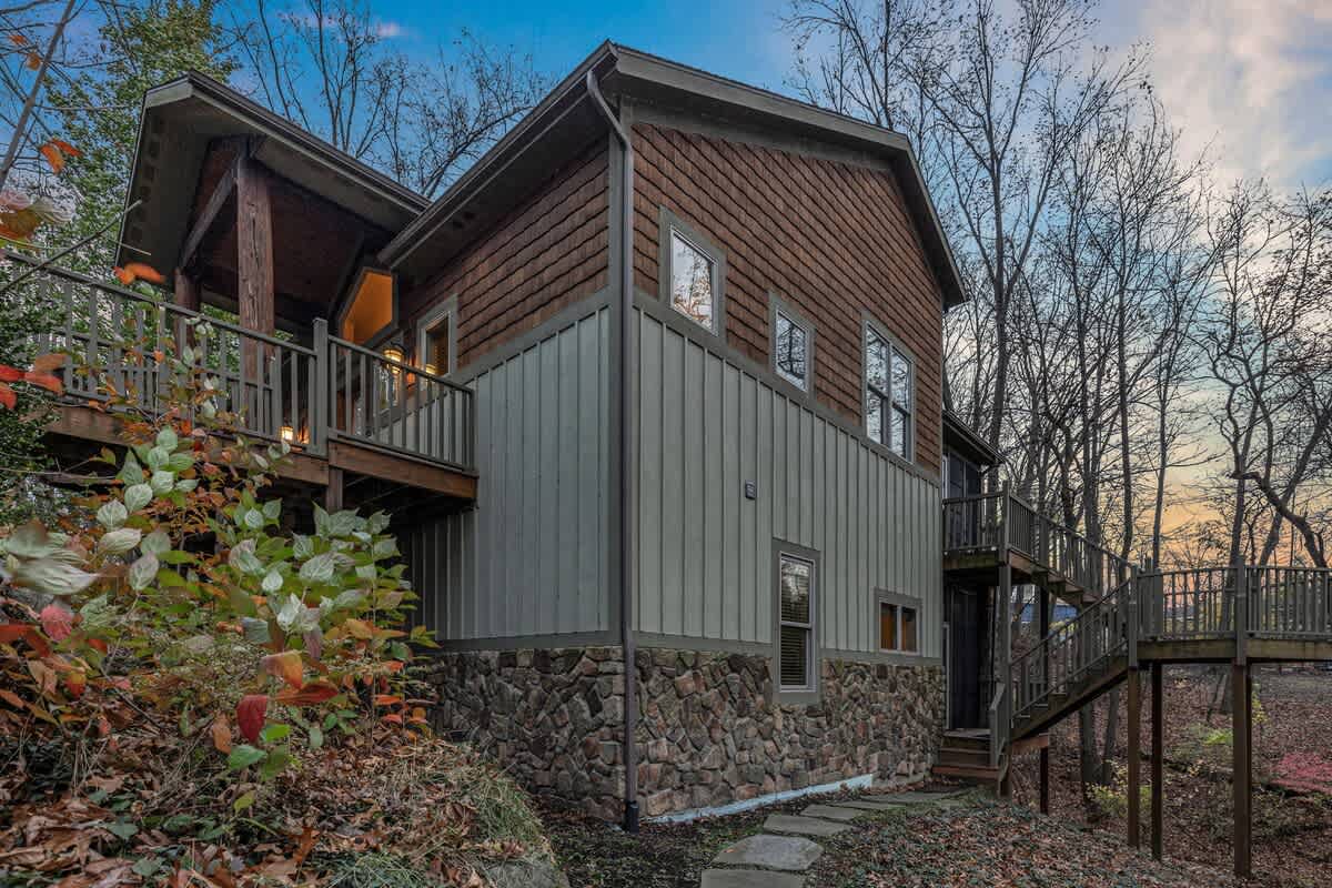 This cabin is where sunsets and s’mores dreams come true!