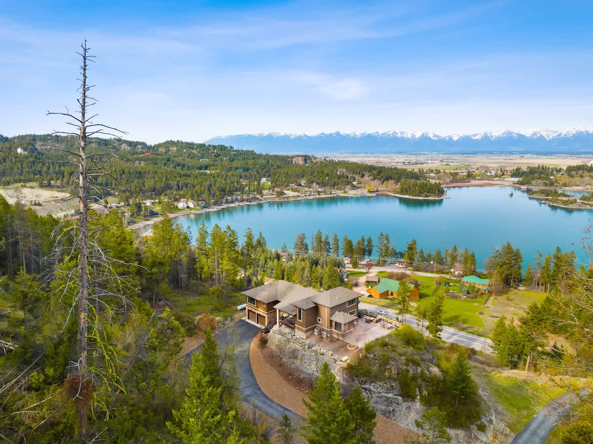 Perched on the edge of paradise, with views that never quit.