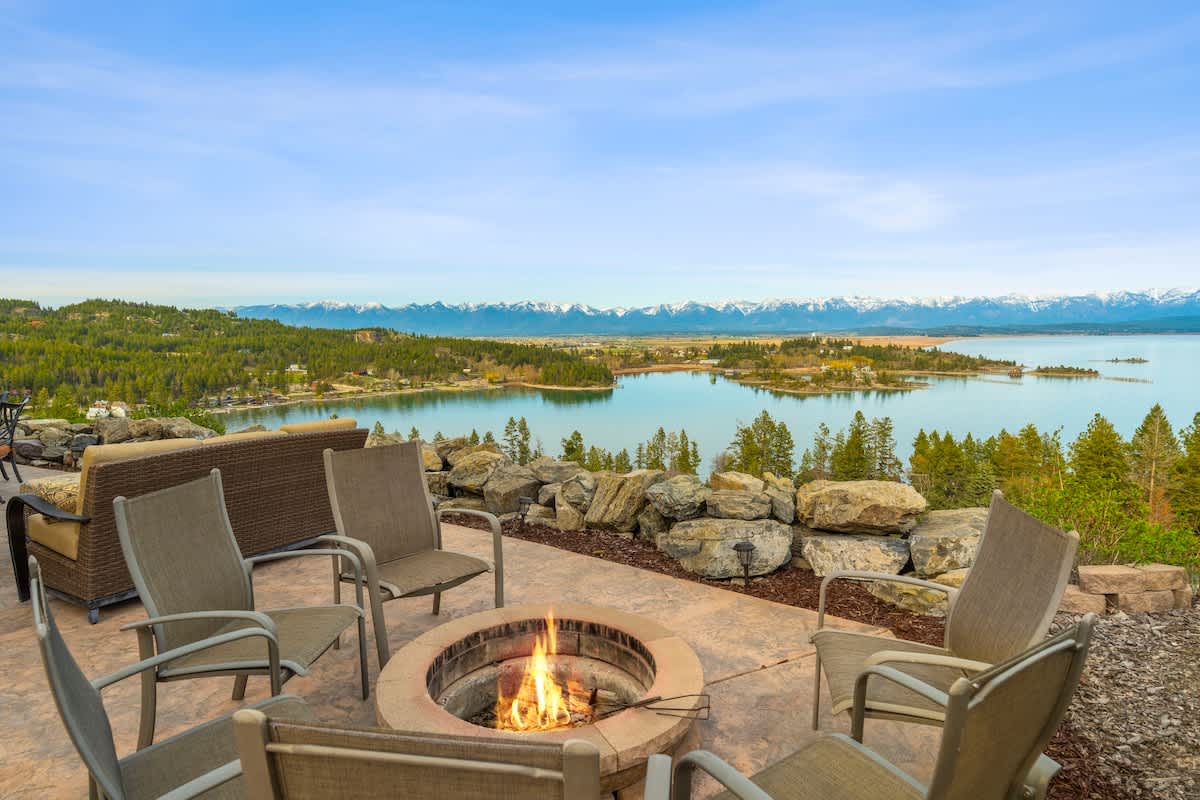 Lake, mountains, and a crackling fire—nature's recipe for perfection.