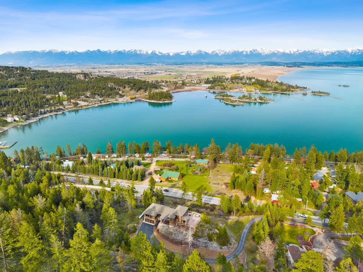 Where mountain dreams meet lakeside bliss.
