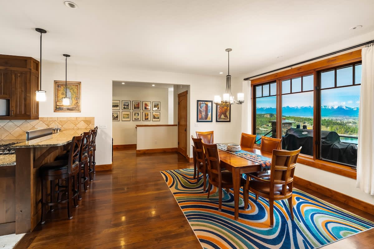 Pull up a chair, pass the potatoes, and don’t forget to marvel at those mountains.