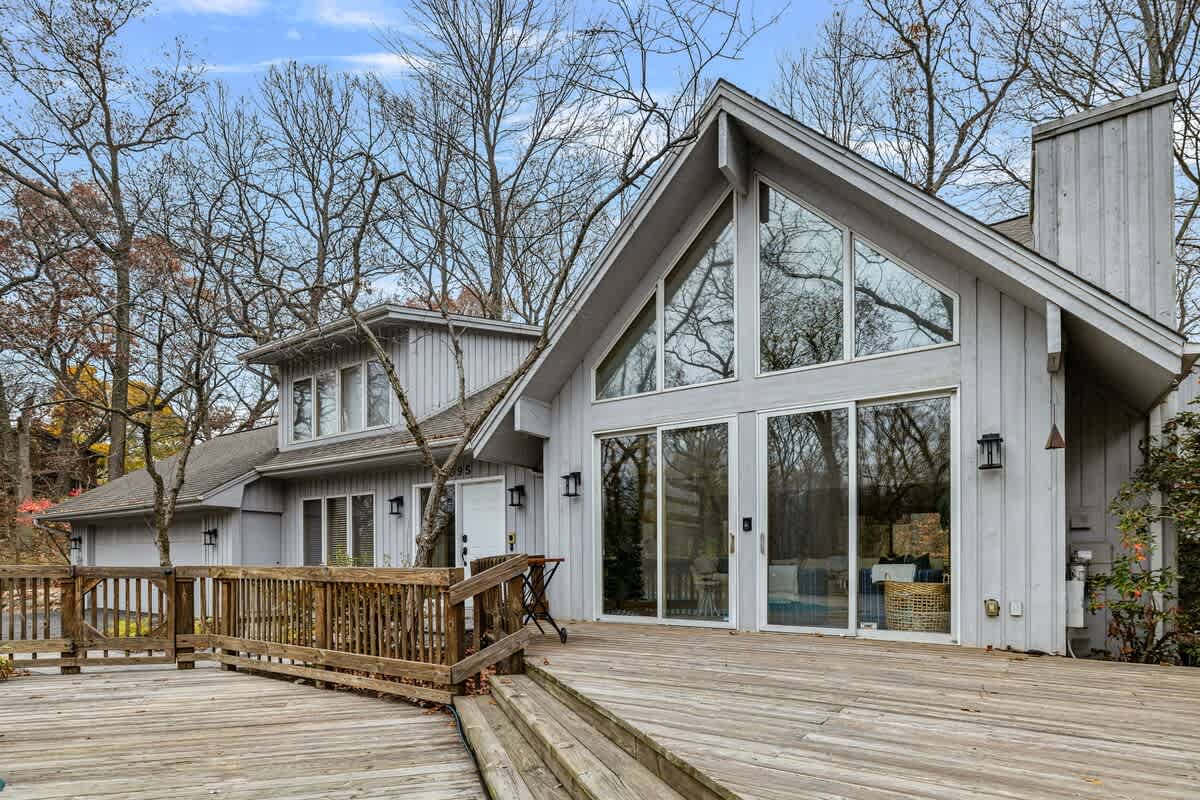 We can't wait to host you at It's A Wonderful Life!