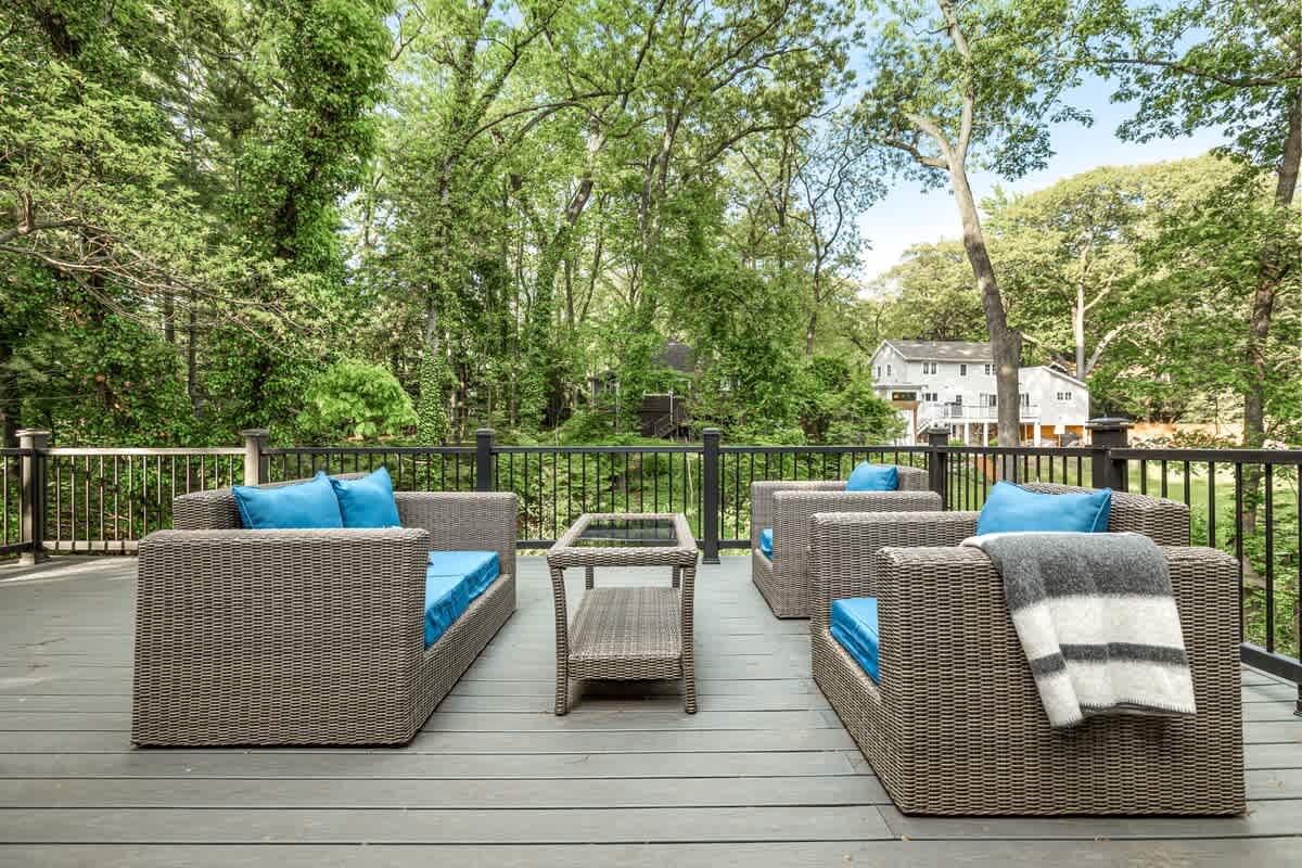 Tree-top lounging at its finest.