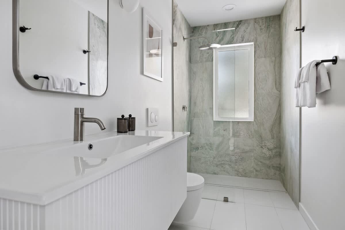 Clean, modern, and oh-so-inviting—this space is proof that less is more.