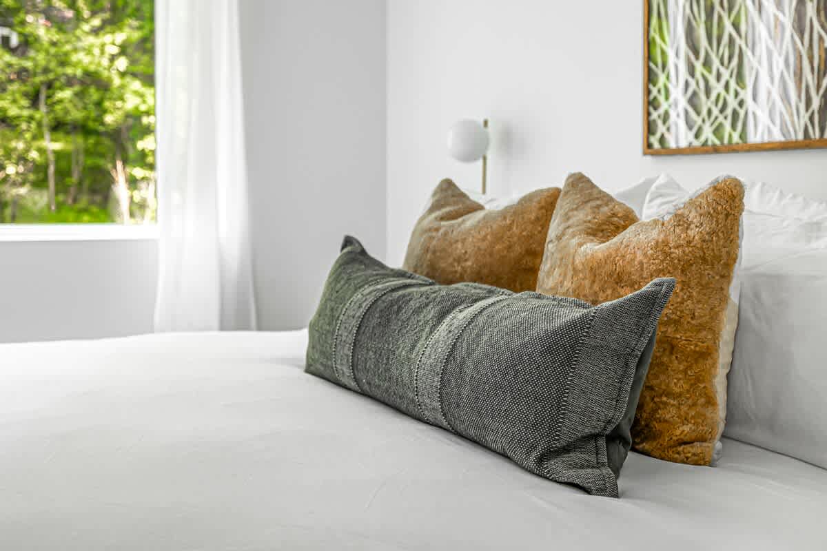 Bedroom 3 is on the upper level & has a queen-size bed.